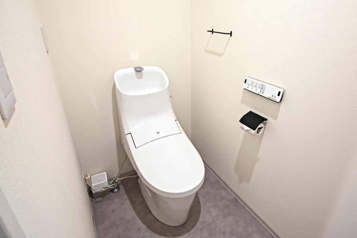 Image 6 of 新OPEN一棟貸切！西九条駅徒歩5分＊USJ直通＊グループ旅行最適＊トイレ2洗面台2