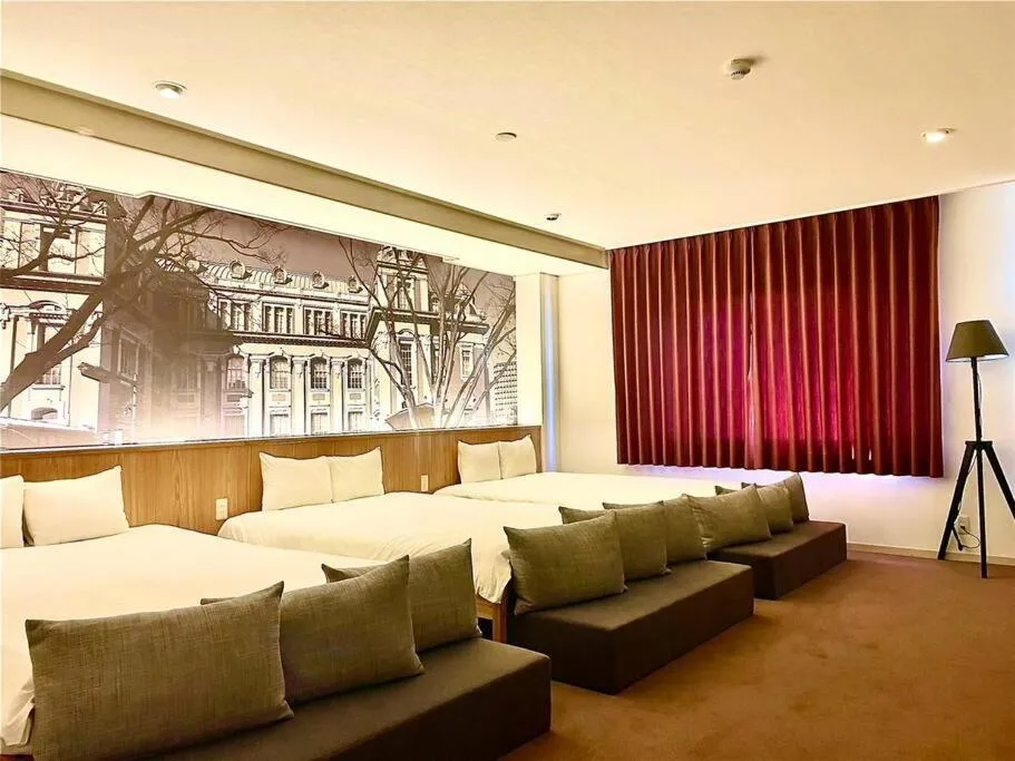 Image 1 of color 日本橋【A】＊MAX10名宿泊可能＊観光便利＊黒門市場近く＊BIG SALE＊