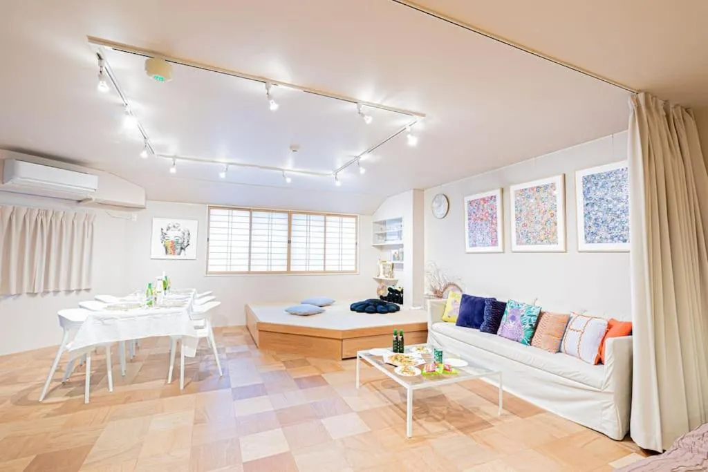 Image 1 of d3 HOTEL gallery2
