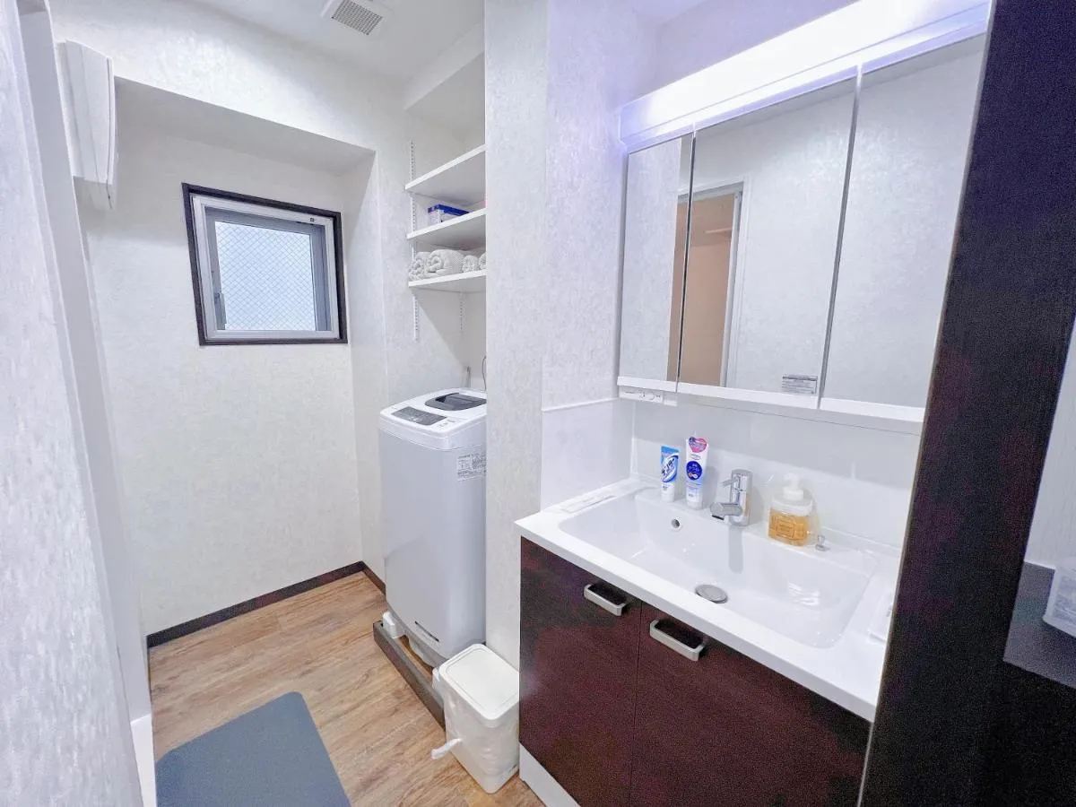 Image 2 of shizuka1 401