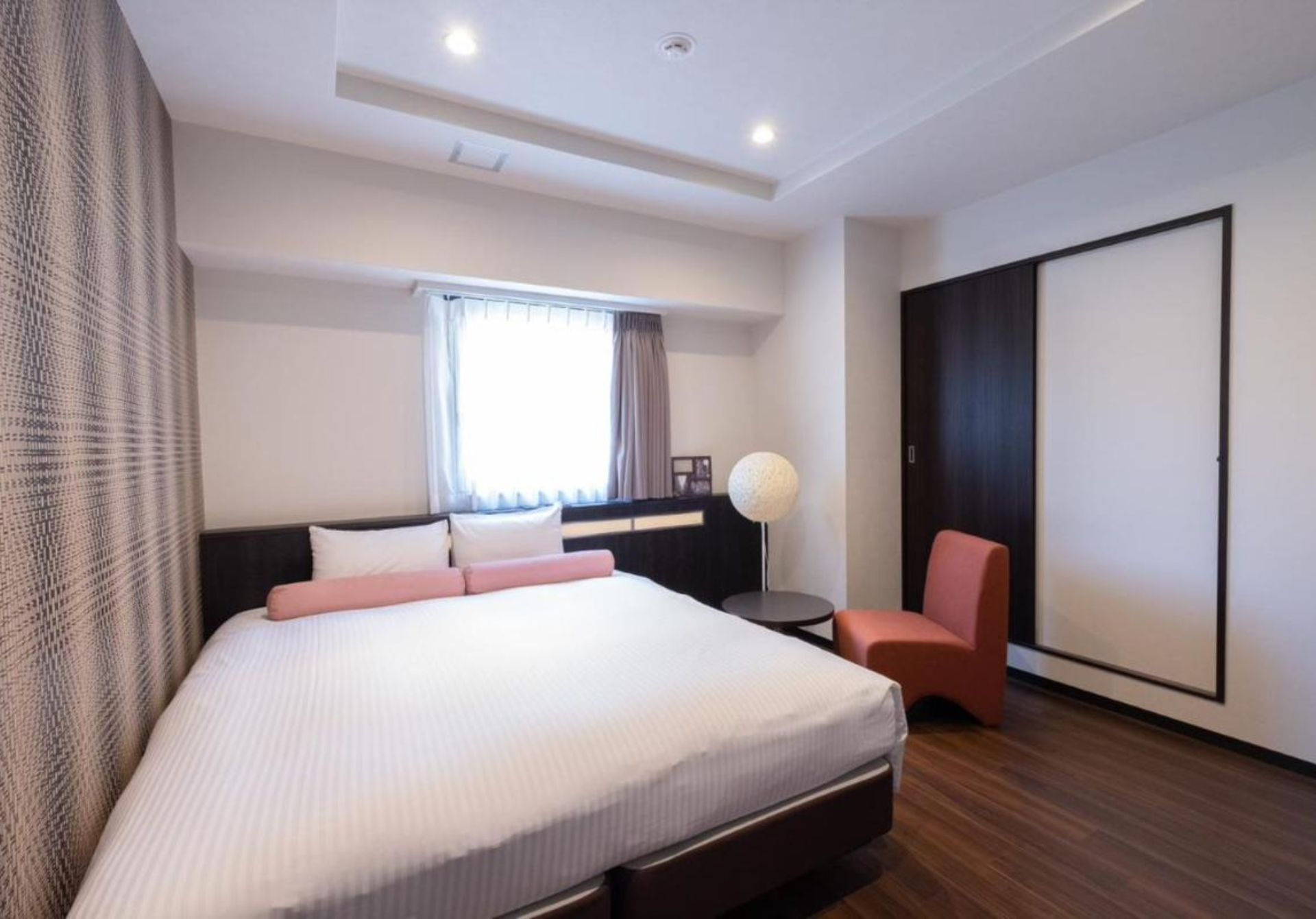 Nipponbashi Luxe Hotel